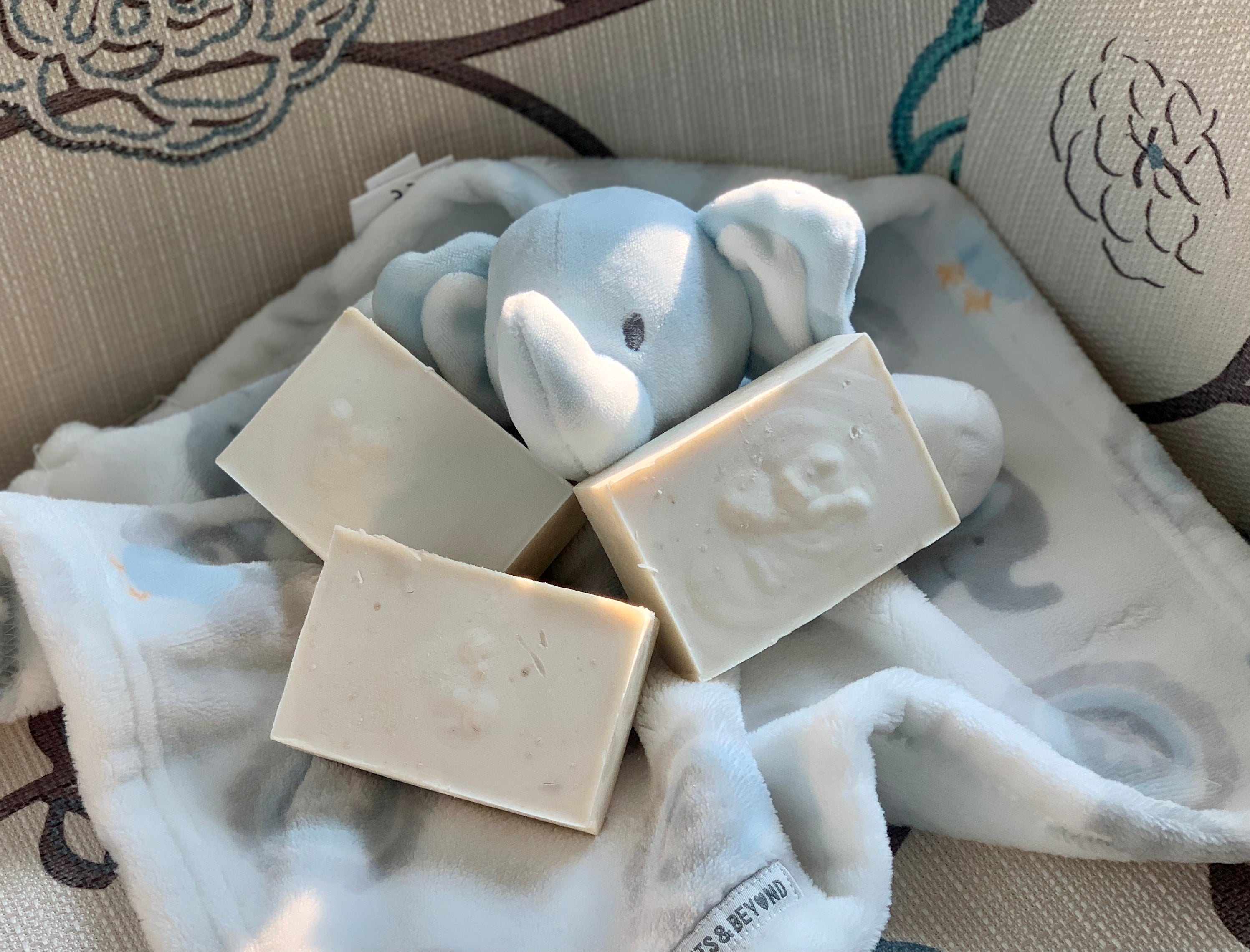 GENTLE OATMEAL BABY SOAP BAR – MJMBodyCreations